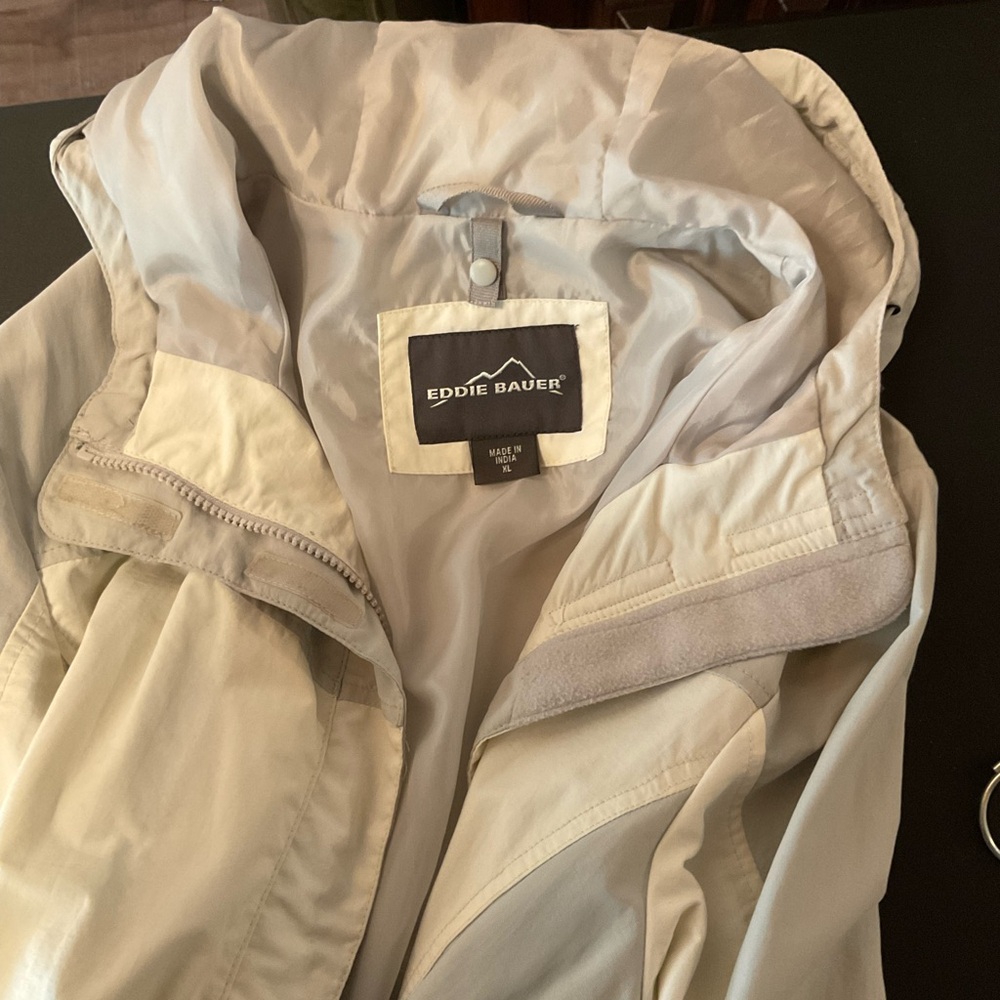 Eddie Bauer Gray Ski Snow Jacket Weather-Resistant Insulated